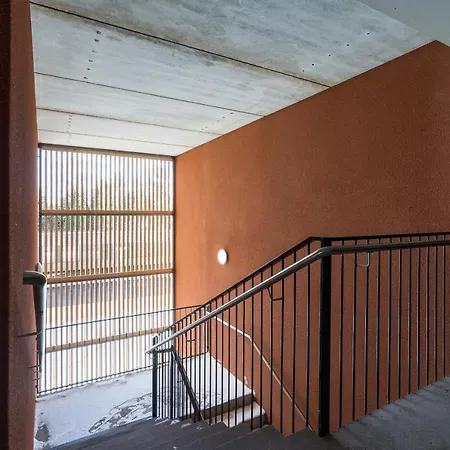 Hiisi Homes Laajakallio Apartment *