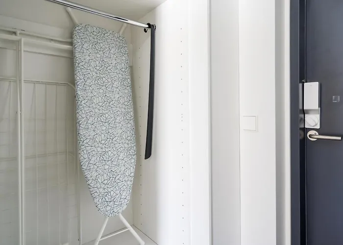 Hiisi Homes Laajakallio Апартаменты *