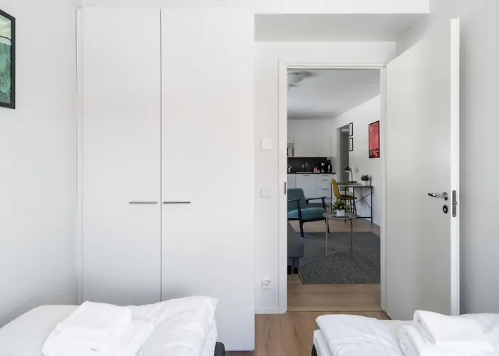 Hiisi Homes Laajakallio Апартаменты *